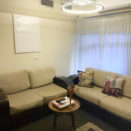 Citynest Apartments, 3-Minute Walk From The Skanderbeg Square Tirana Kültér fotó