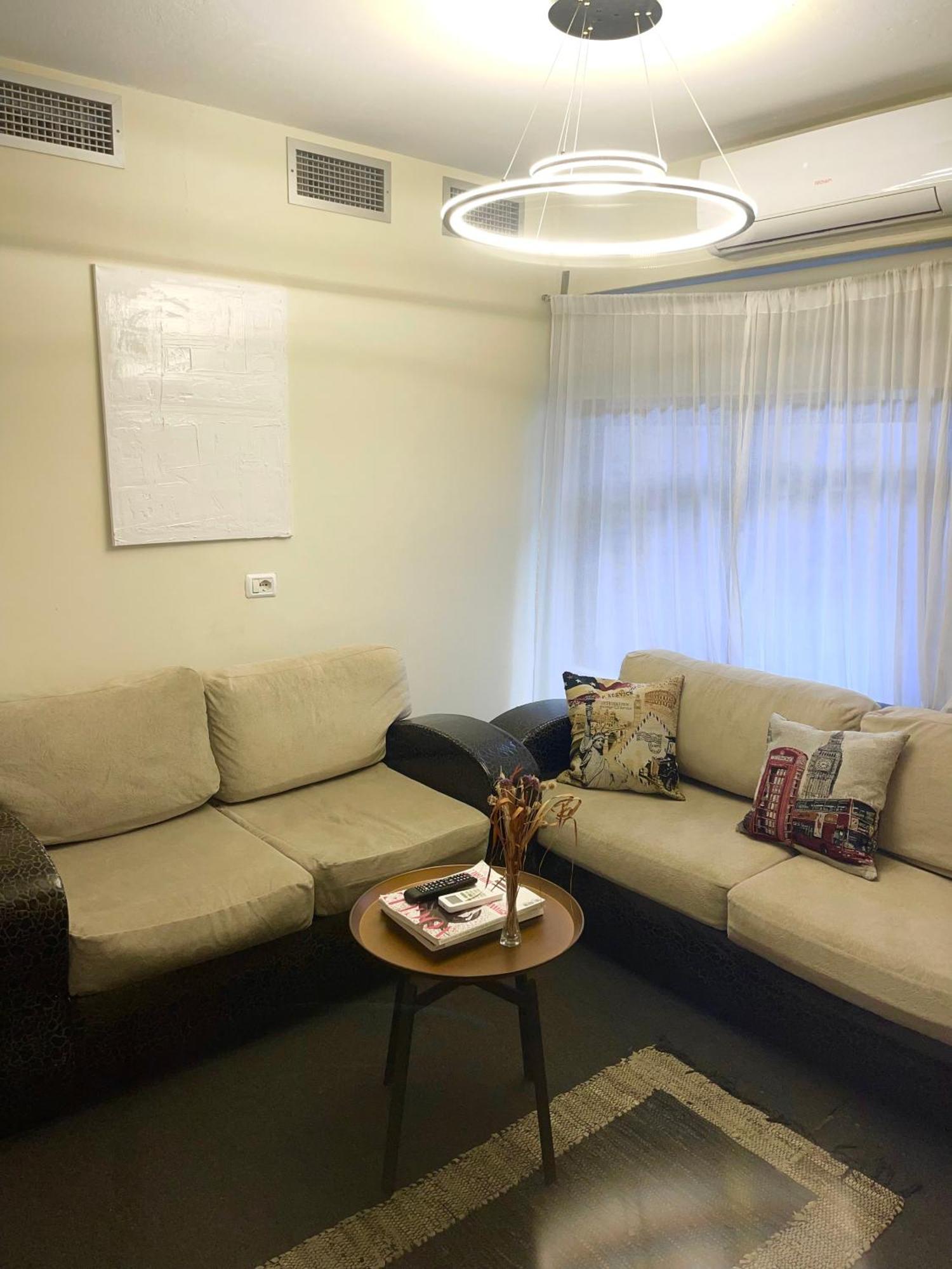 Citynest Apartments, 3-Minute Walk From The Skanderbeg Square Tirana Kültér fotó